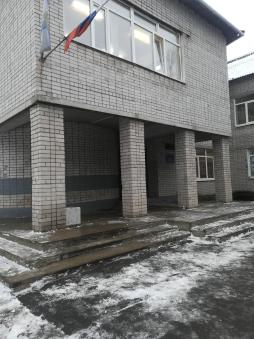 Здание школы. Горка Муравьёвская, ул. Школьная, д. 3.